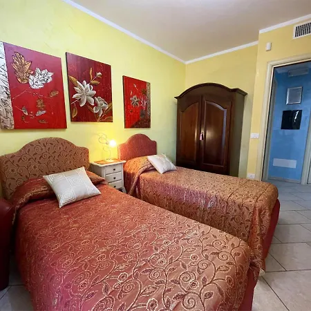 Casa Azzurra Vicino La - Blevevacanze Pescoluse *
